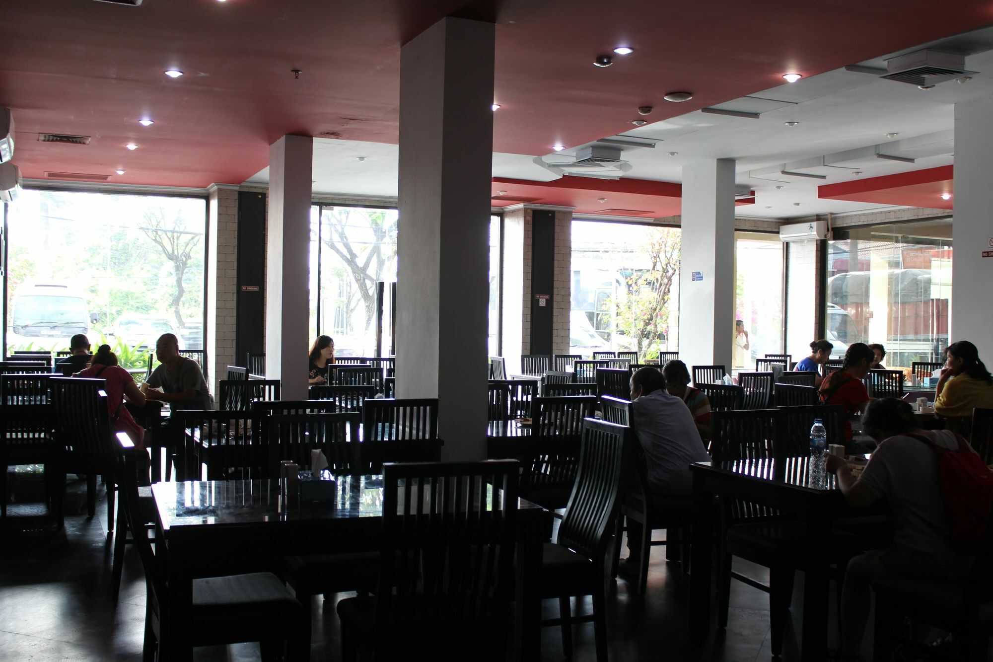 100 Sunset Kuta Hotel & Ballroom 外观 照片